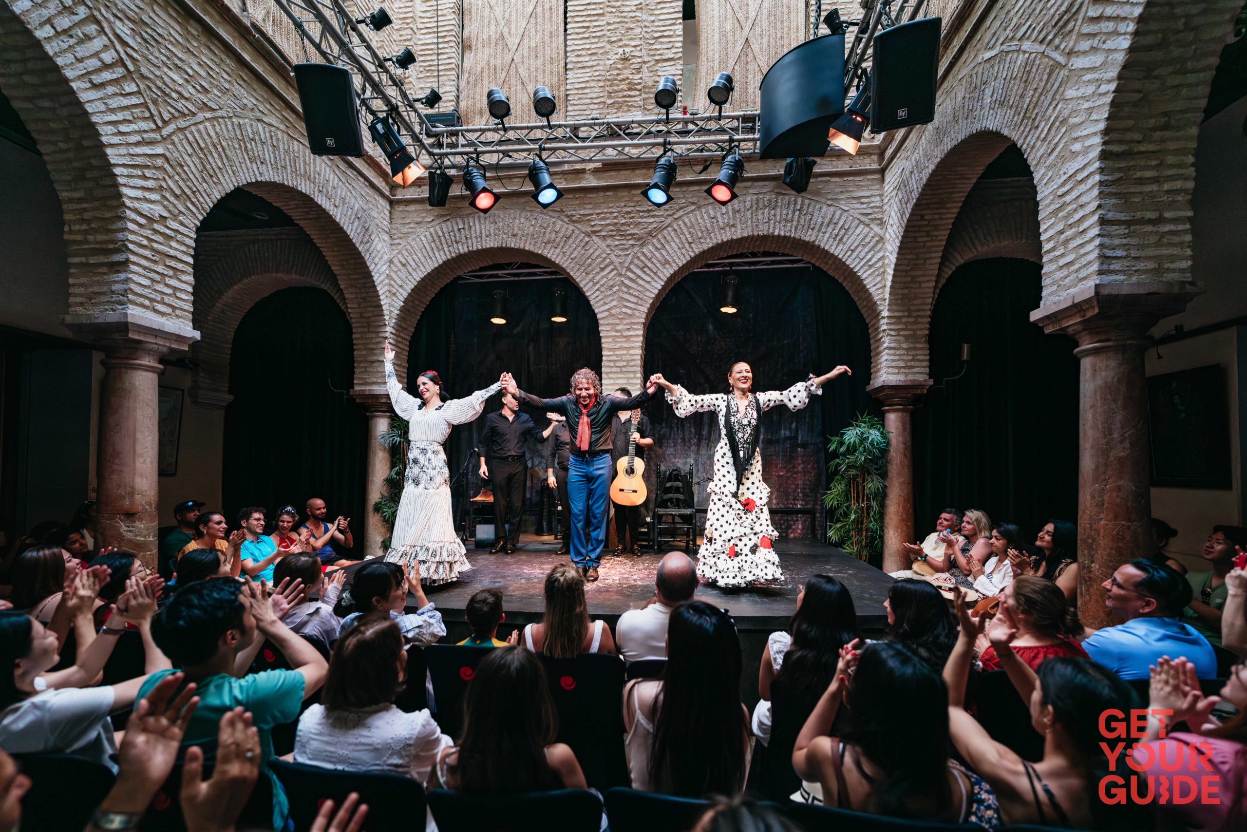 A mediodía, el flamenco brilla distinto: Flamenco Matiné